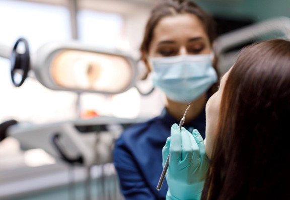 When is it necessary to see a cosmetic dentist?