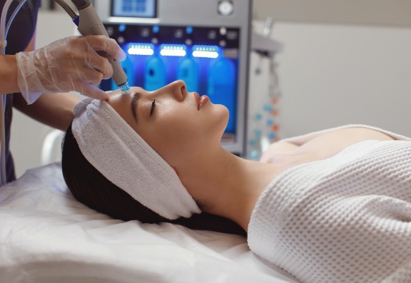 How Does Hydrafacial Work?