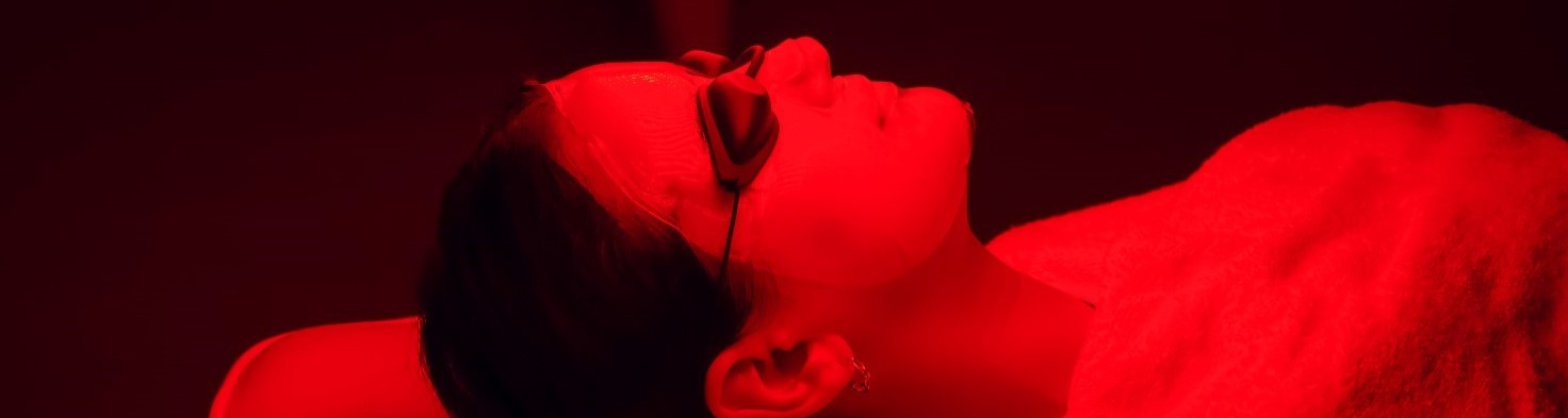 Buyers Beware: The Expert’s Take on Black Friday LED Mask Deals