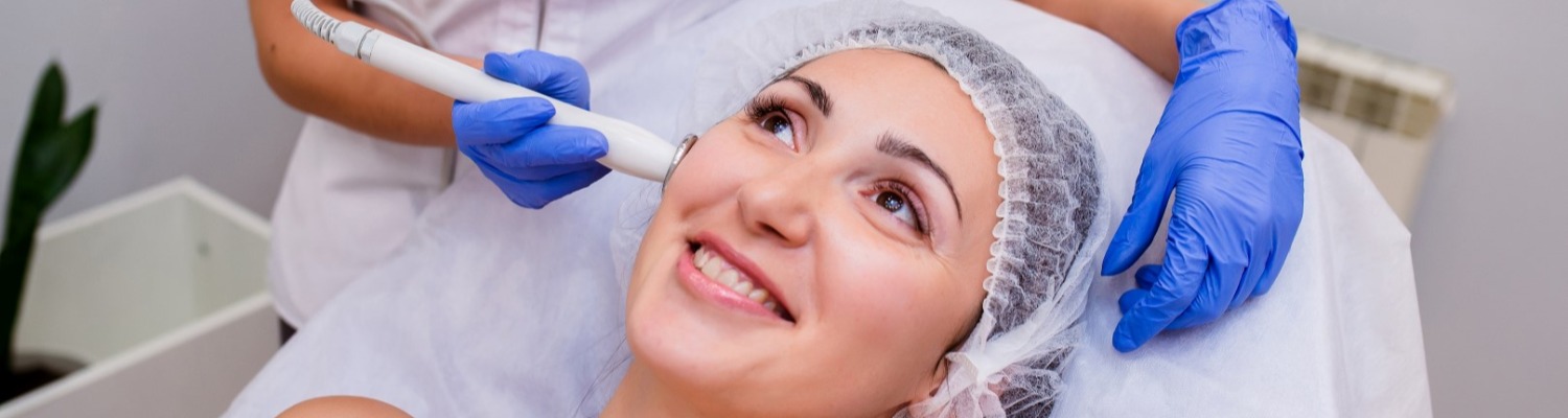 HydraFacial VS Microdermabrasion