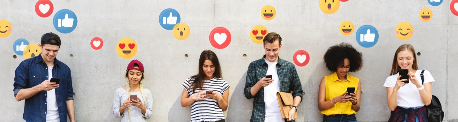 Social Medias Good and Bad Trends for the Cosmetic Industry
