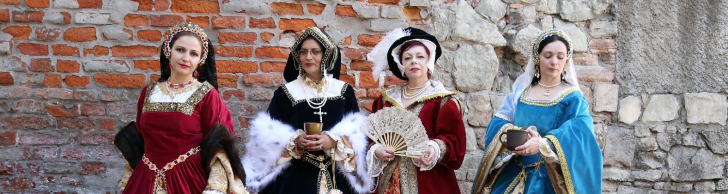 Tudor Beauty Tips... Glowing Skin From the History Books!