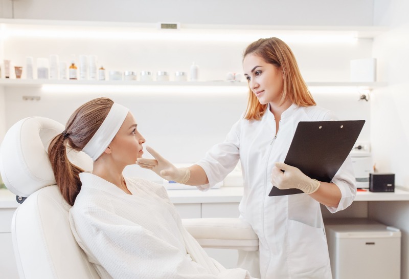 HydraFacial VS Microdermabrasion