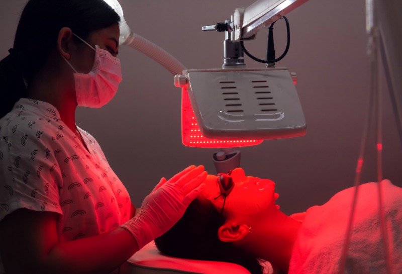 What Do Blue and Red Led Lights Actually Do for Acne?