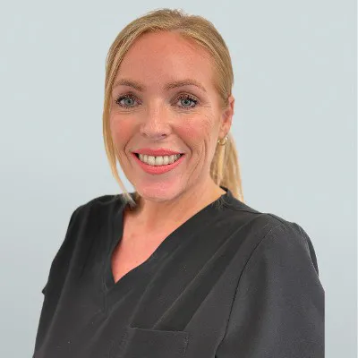 Sara   Gray Photo