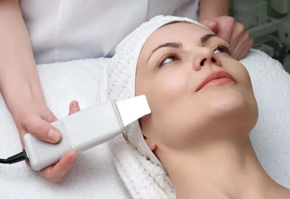 Derby Skin Laser And Cosmetic Clinic Right Banner