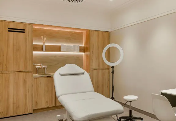 The Private Clinic Harley Street Right Banner