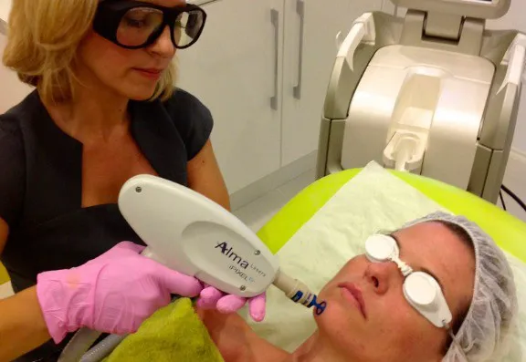 Juliette John Cosmetic and Laser Clinic Right Banner