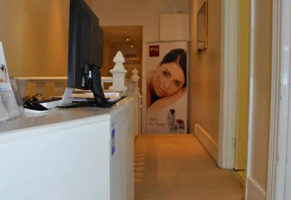 Body and Beauty Studio Right Banner