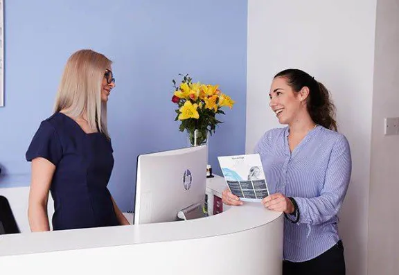 Laser Life Clinic Right Banner