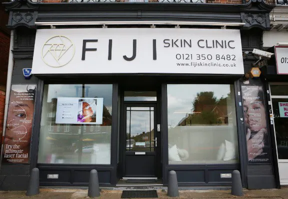 Fiji Skin Clinic Left Banner