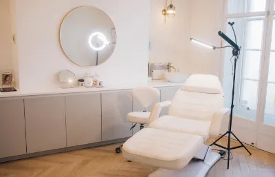 Face studio clinic treatment room
