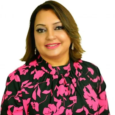 Farah Aziz Photo