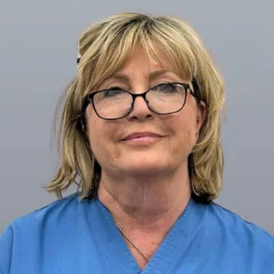 Karen Thomas Photo