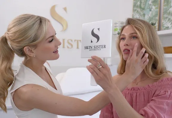 Skin Sister Middle Banner