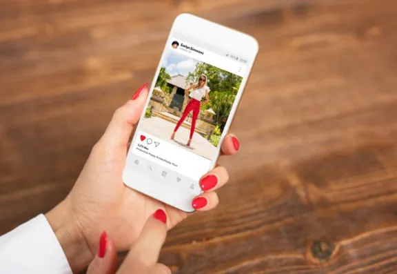 Social medias impact on the cosmetic industry