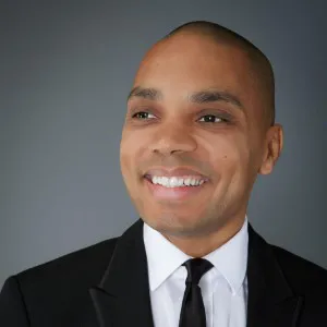 Dr Askari Townsend
