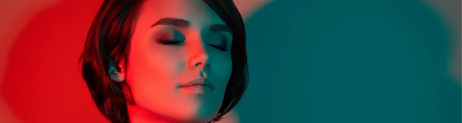 Eos-X by Déesse Pro: New Led Light Therapy Innovations