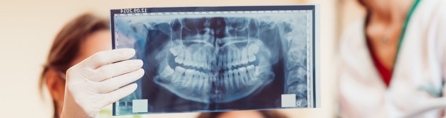 Smilorexia: The Dangers of Cosmetic Dentistry Addiction