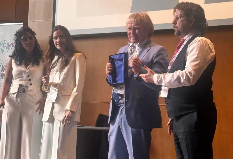Dr Patrick Treacy Honoured with World Regenerative Medicine Innovation Award 