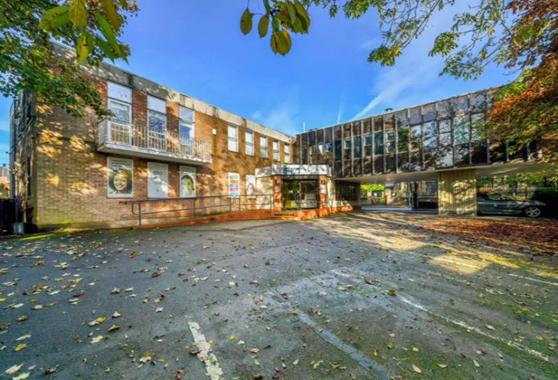 Opportunity to Purchase Freehold Cosmetic Clinic at Well-Established Nottingham Site