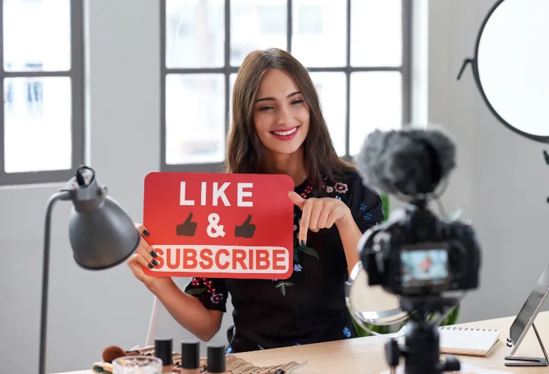 The Dawn of Professional Aesthetic Vlogger