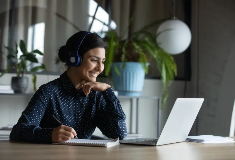 Upcoming Free Webinars: Gen Z Recruitment, Tendering Tips & Employment Law Updates