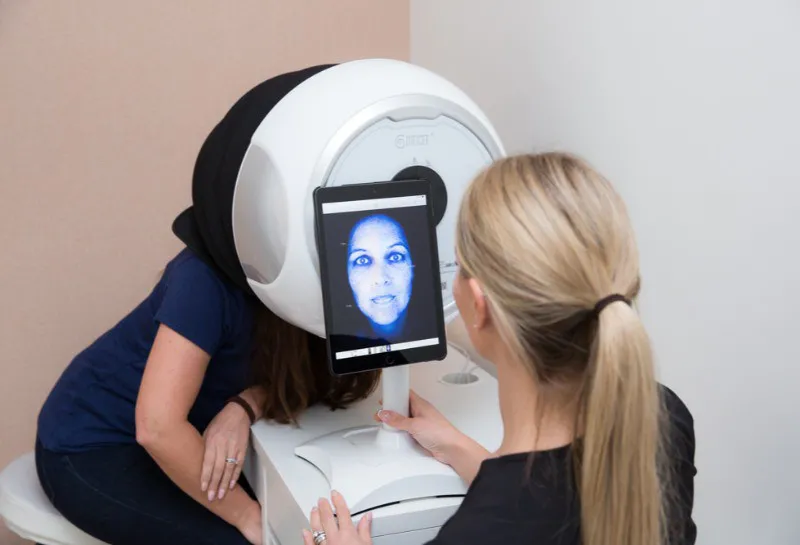 Why You Should Have a Skin Scanner in Your Clinic